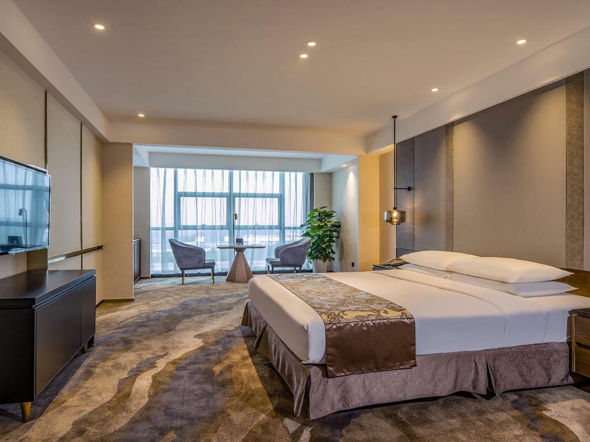 Grand Metropark Hotel Chongqing Exterior photo