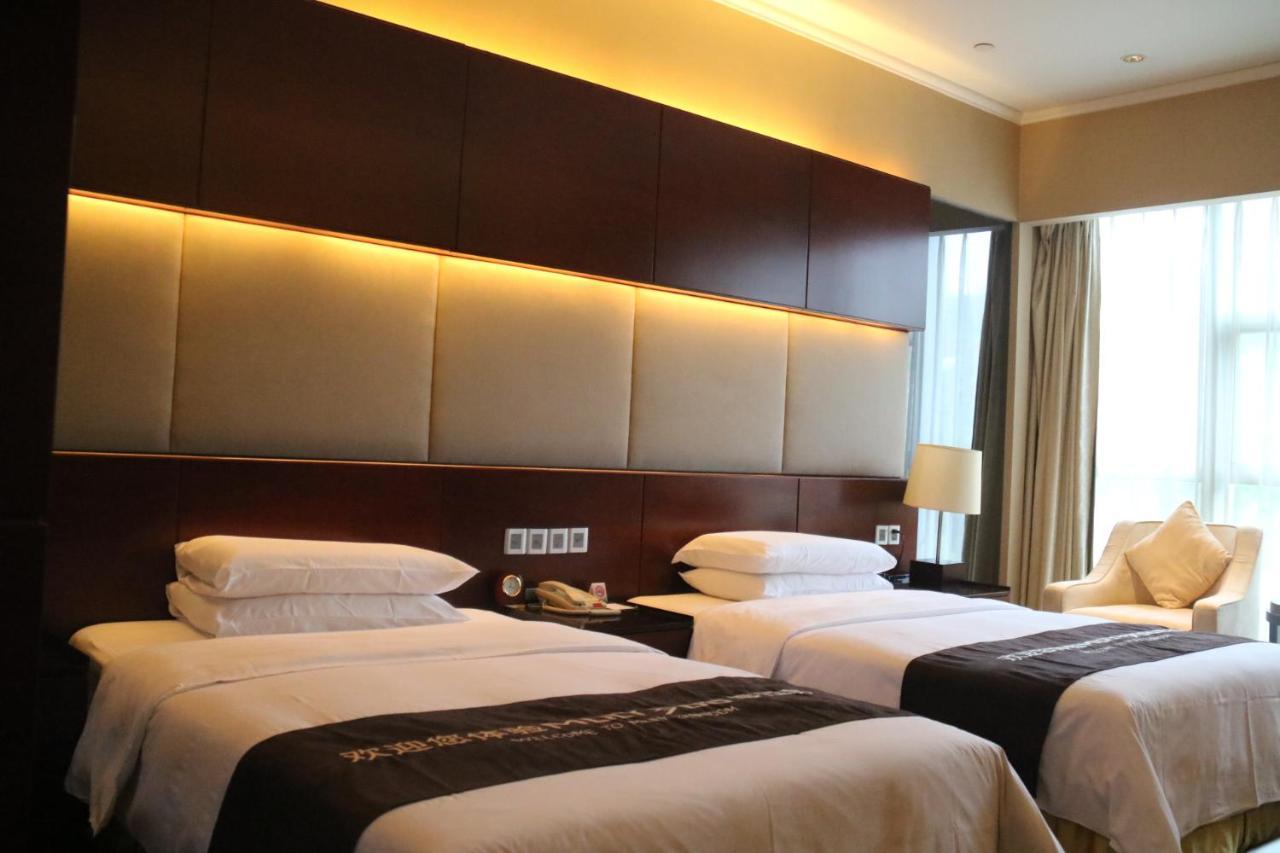 Grand Metropark Hotel Chongqing Exterior photo